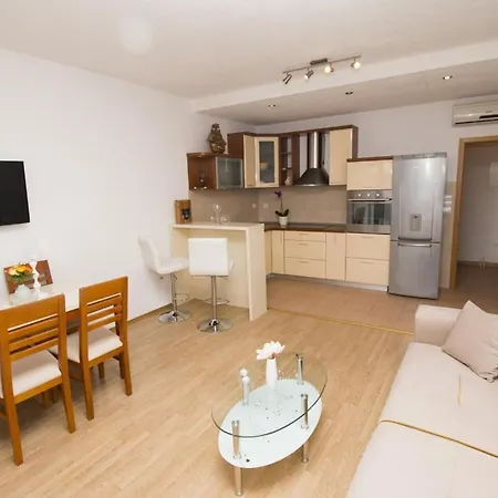 In With Sea View, Balcony, Air Conditioning Wifi 3340-8 Apartment *