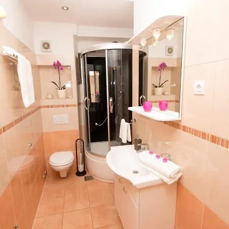 Διαμέρισμα In With Sea View, Balcony, Air Conditioning Wifi 3340-8 *